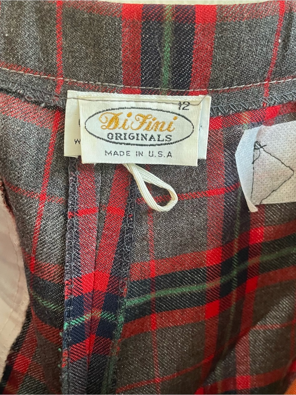 Vintage 50s 60s Women's Red plaid tartan trousers gray tone upcycled - Picture 10 of 12